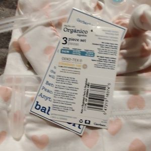 Gerber Other - Hat pants and 10 washcloths set Gerber Other - Hat pants and 10 washcloths set